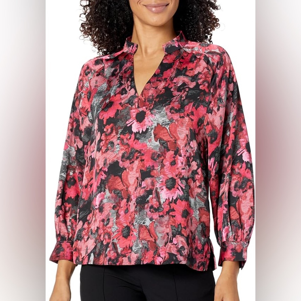 Nic + Zoe Glowing Garden Floral Split-Neck Blouse office contemporary feminine L